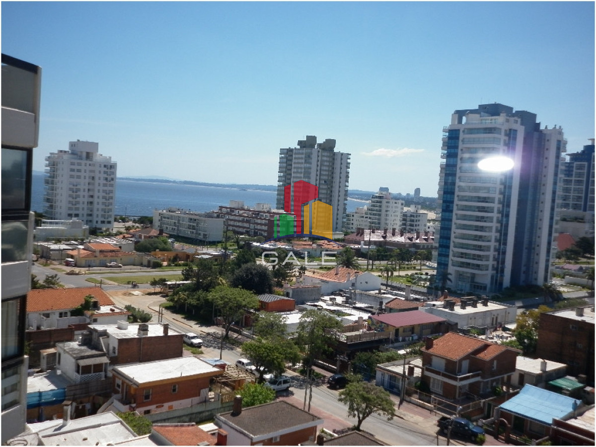 Apartamento ID.4393 - Apto en venta, Punta del este, playa brava.
