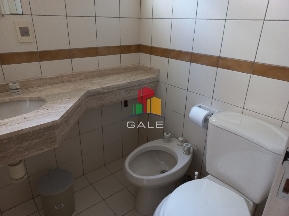 Apartamento ID.2887 -  Apartamento EN VENTA de 3 dormitorios en Punta del Este