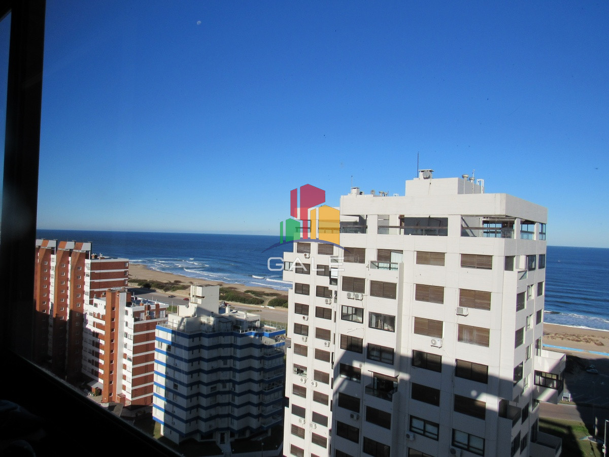 Apartamento en venta de 3 dormitorios en Punta del Este - GAL4394A