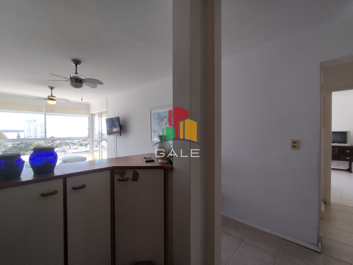 Apartamento ID.4658 - Alquiler y venta de apartamento de dos dormitorios en Punta del Este