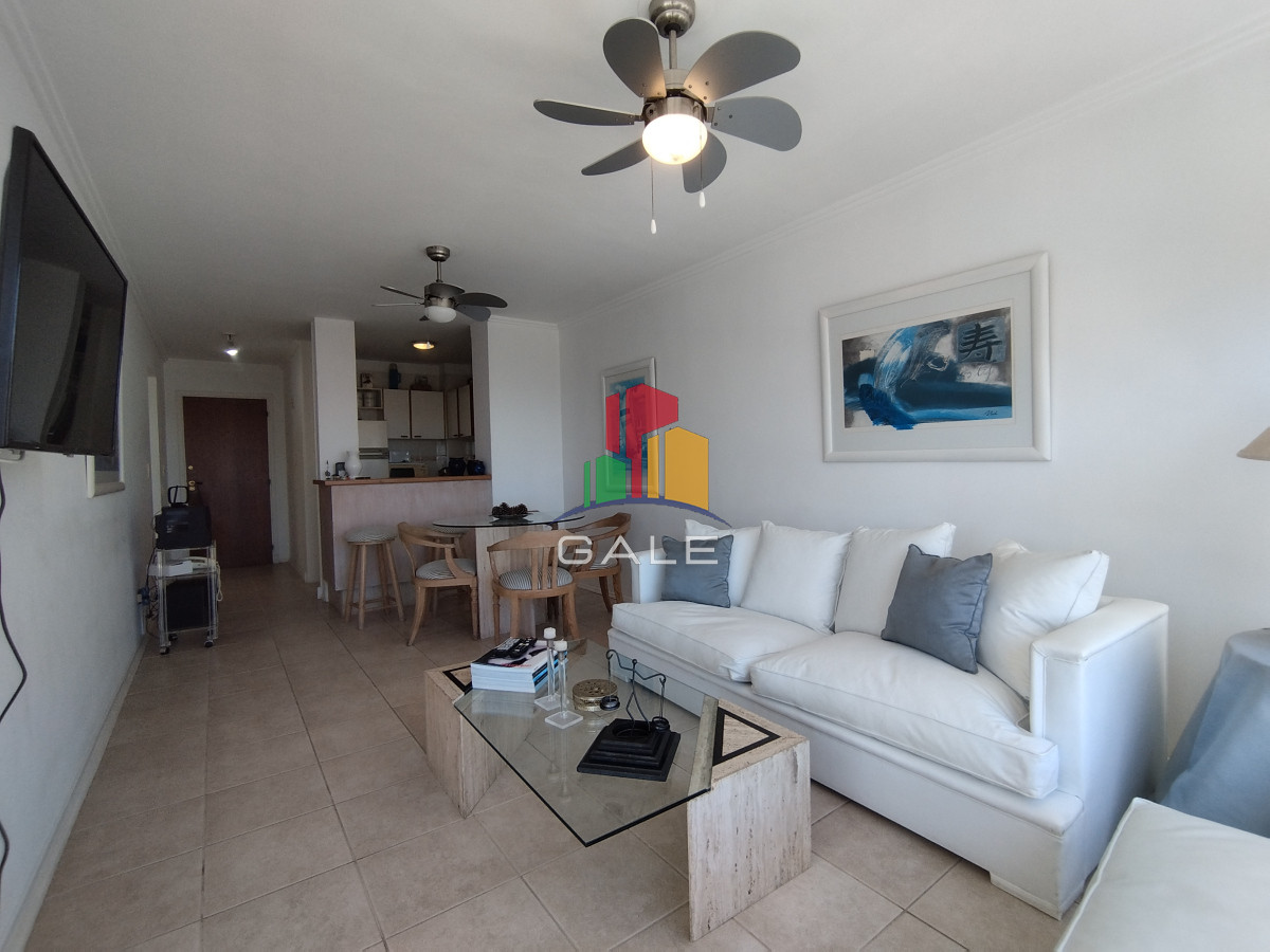 Apartamento ID.4658 - Alquiler y venta de apartamento de dos dormitorios en Punta del Este