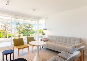 Apartamento en venta, 3 suites. Edificio Horizonte. Playa Mansa, Punta del Este