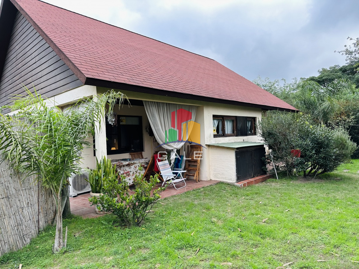 Casa ID.1545 - Casa en VENTA, 2 dormitorios, Pinares.