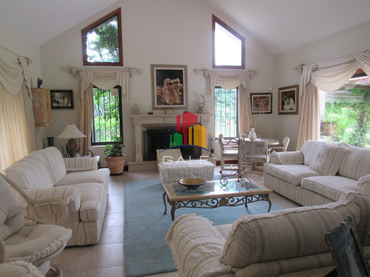 Casa ID.2781 - Casa en venta de 7 dormitorios en Punta del Este