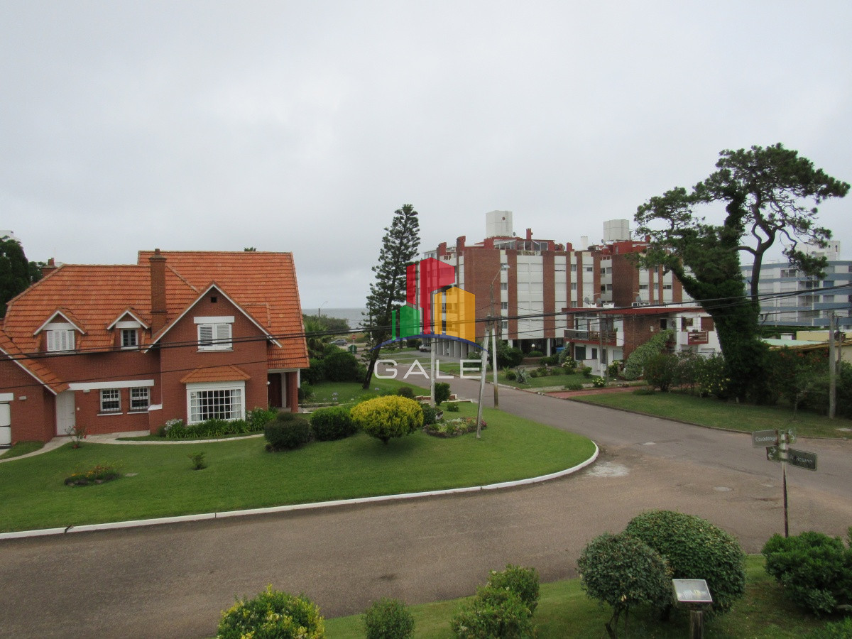 Casa ID.2781 - Casa en venta de 7 dormitorios en Punta del Este