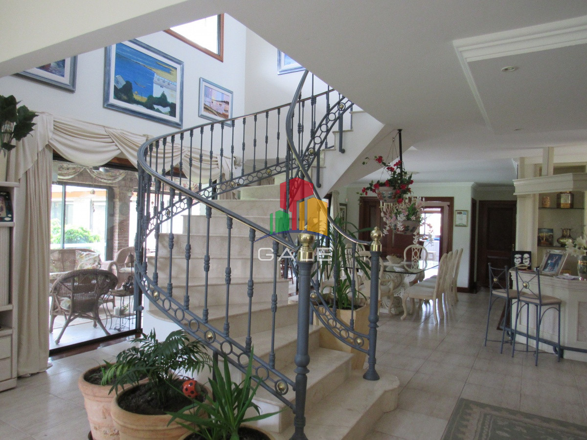Casa ID.2781 - Casa en venta de 7 dormitorios en Punta del Este