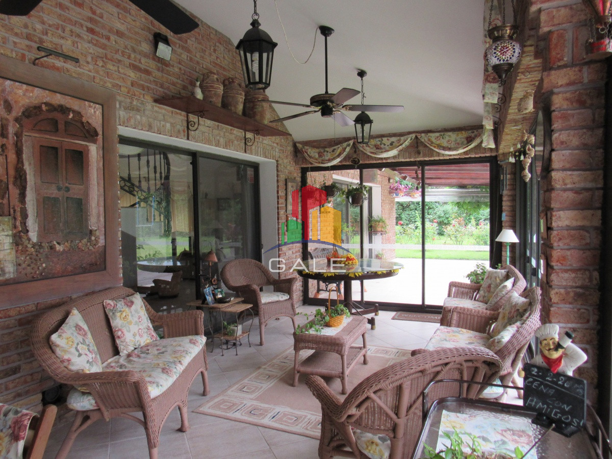 Casa ID.2781 - Casa en venta de 7 dormitorios en Punta del Este