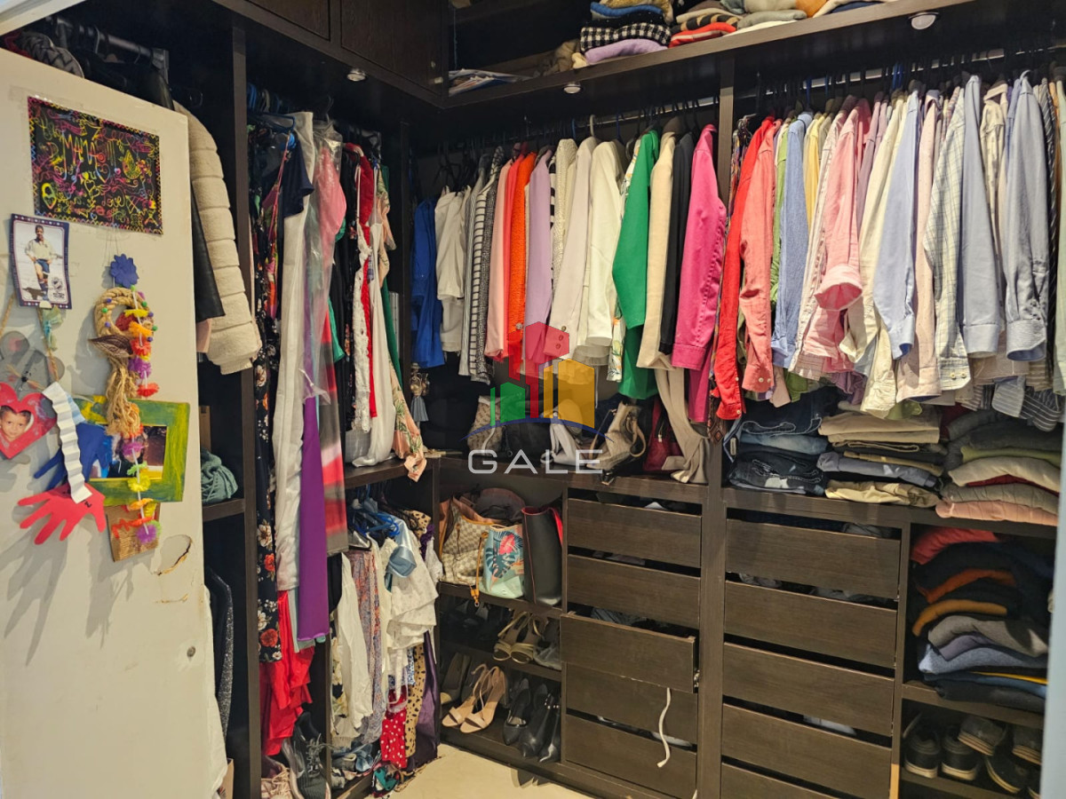 Casa ID.4726 - Casa en venta en La Arbolada. 5 dormitorios, piscina, parrillero