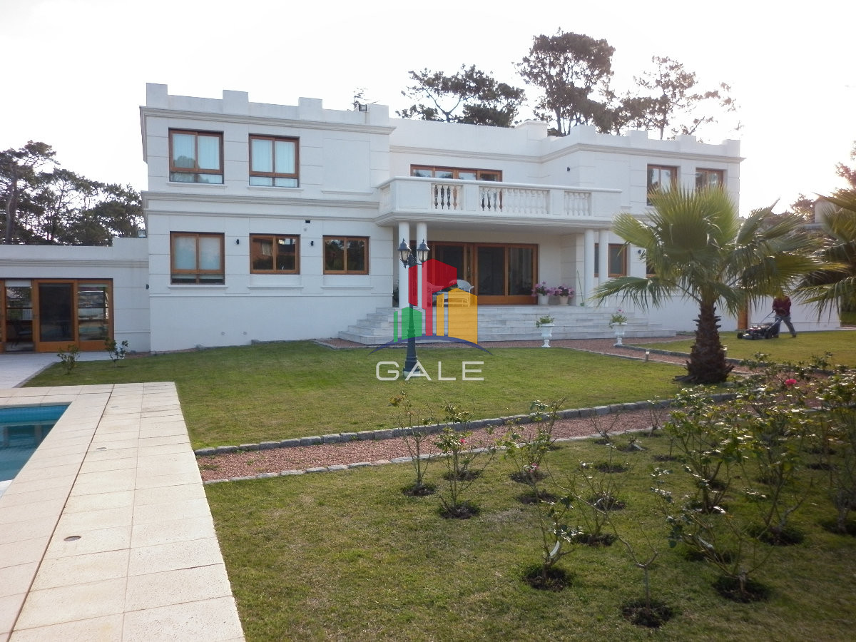 Casa ID.2001 - casa en venta en playa mansa