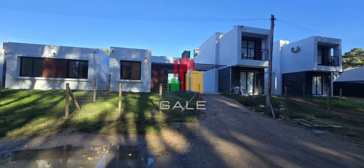 Gale Propiedades & Escribanía Casa ID.3457 - Oportunidad en construccion, casa de 3 dormitorios en Parque Burnett