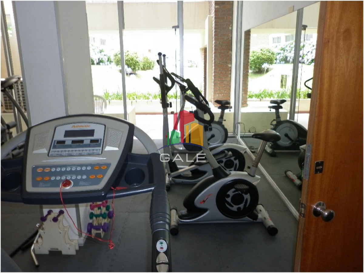 Apartamento ID.4658 - Alquiler y venta de apartamento de dos dormitorios en Punta del Este