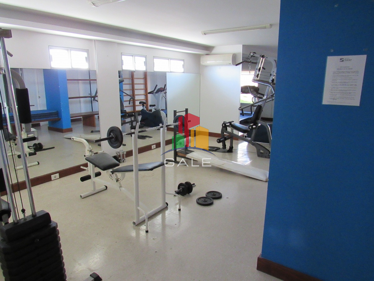 Apartamento ID.4296 - Apartamento reciclado, primera linea playa mansa, 3 dormitorios, 1 suite.