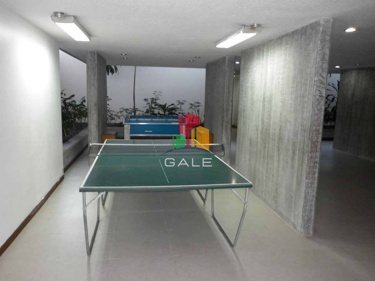 Apartamento ID.4296 - Apartamento reciclado, primera linea playa mansa, 3 dormitorios, 1 suite.