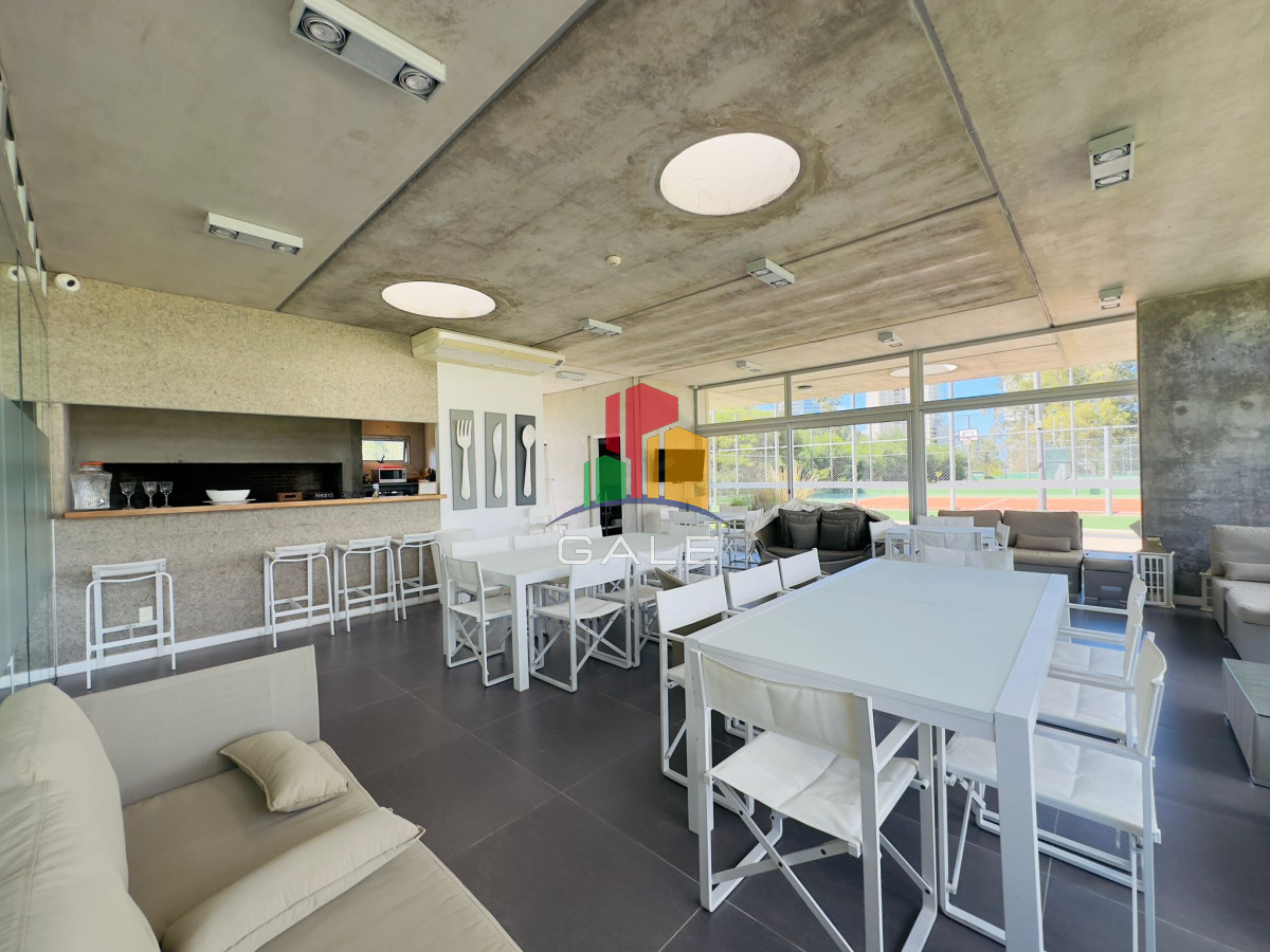 Apartamento ID.2107 - Penthouse en VENTA, 3 dormitorios en suite + Dependencia, vista 360°.