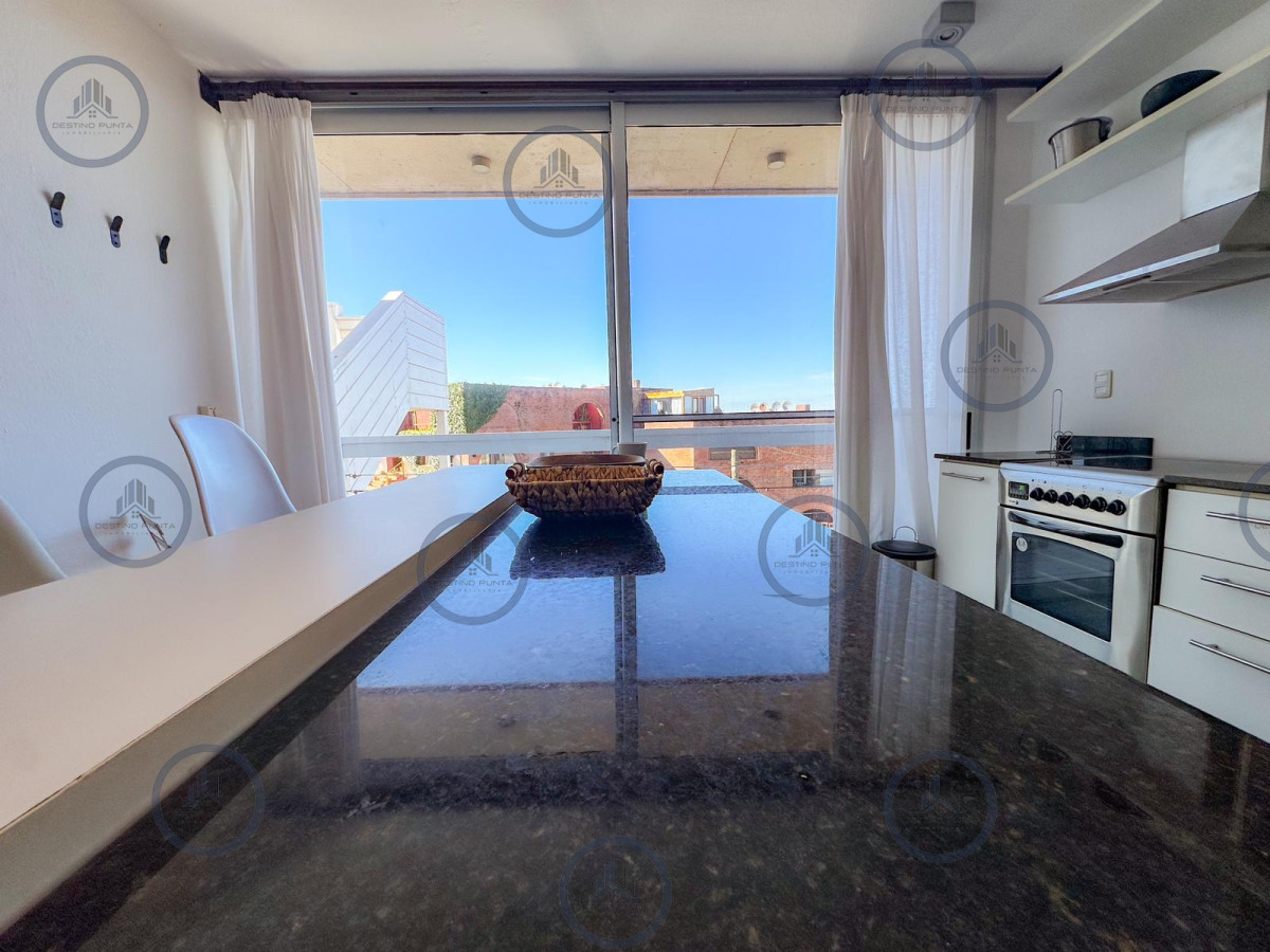Apartamento ID.2433 - Penthouse Duplex en venta, con parrillero y vista al mar en Manantiales