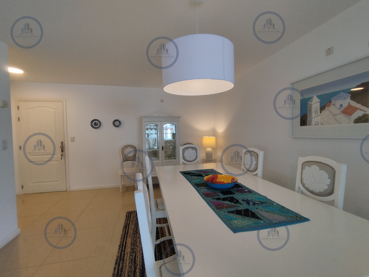 Apartamento ID.1080 - Excelente Apartamento de 3 Dormitorios en Playa Brava, Punta del Este