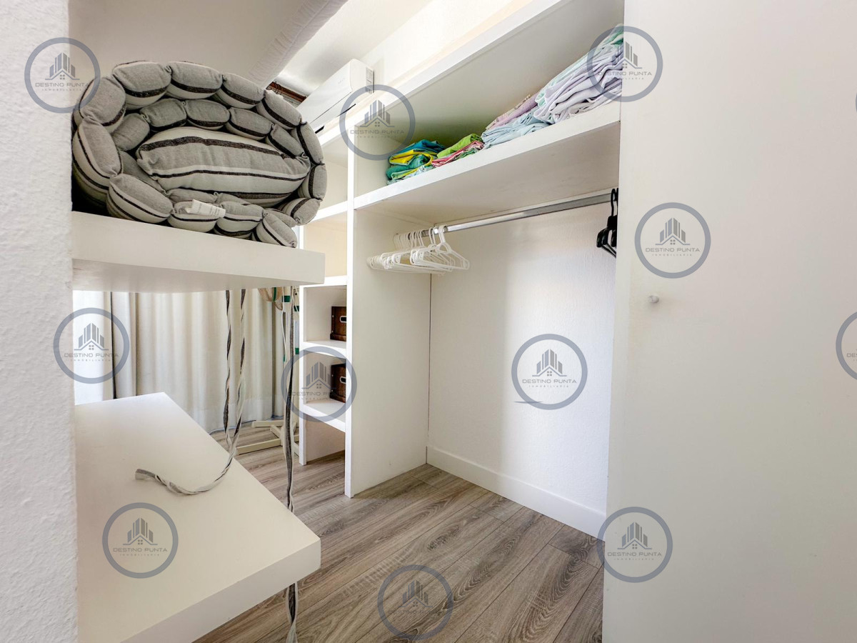 Apartamento ID.2433 - Penthouse Duplex en venta, con parrillero y vista al mar en Manantiales