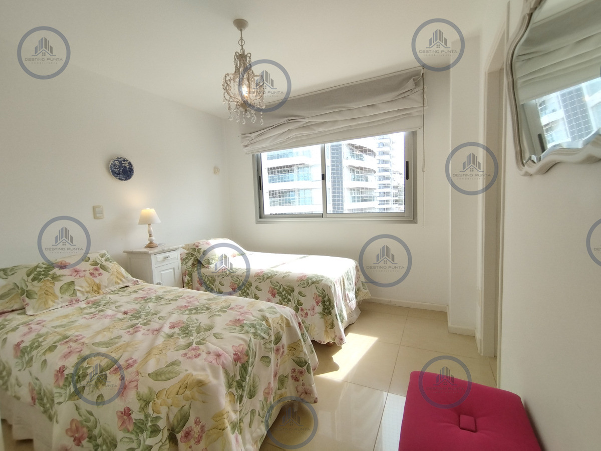 Apartamento ID.1080 - Excelente Apartamento de 3 Dormitorios en Playa Brava, Punta del Este