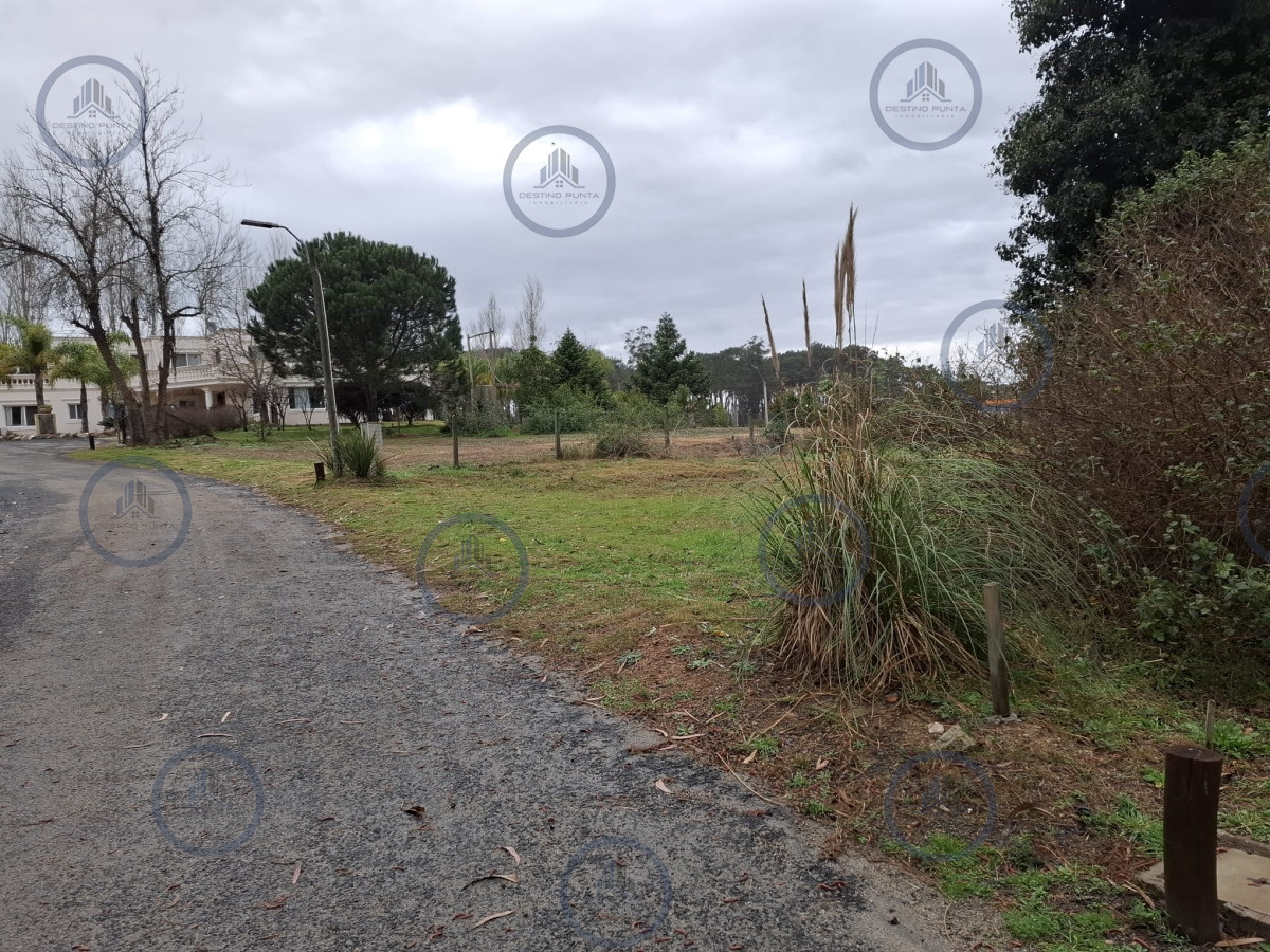 lote en venta en barrio cerrado — fotografía 1