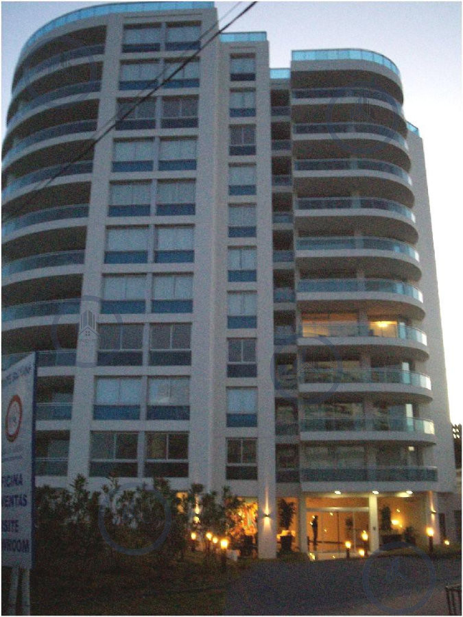 Apartamento ID.1080 - Excelente Apartamento de 3 Dormitorios en Playa Brava, Punta del Este
