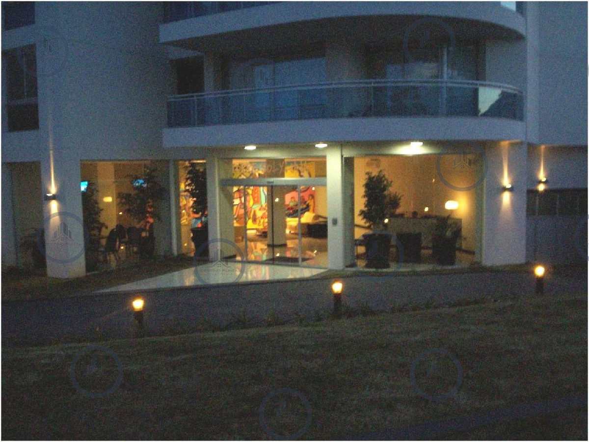 Apartamento ID.1080 - Excelente Apartamento de 3 Dormitorios en Playa Brava, Punta del Este