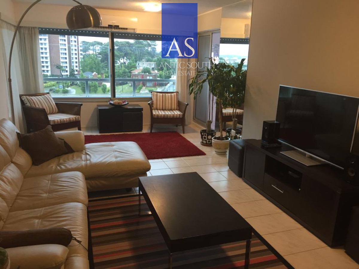 Apartamento ID.3108 - Apartamento 2 dormitorios en venta en Playa MAnsa frente al mar Punta del Este