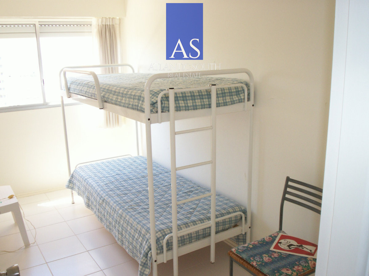 Apartamento ID.3144 - Apartamento de 3 dormitorios con vista al mar Playa Mansa Punta del Este