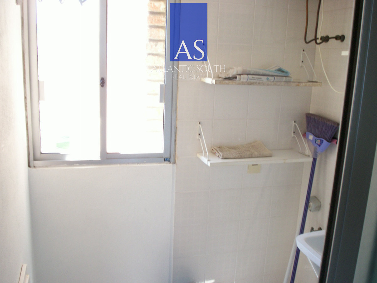 Apartamento ID.3144 - Apartamento de 3 dormitorios con vista al mar Playa Mansa Punta del Este