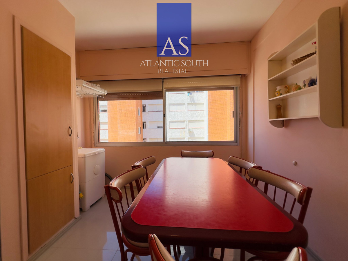 Apartamento ID.3390 - Apartamento de 2 dormitorios, reciclado, en venta, en Punta del Este