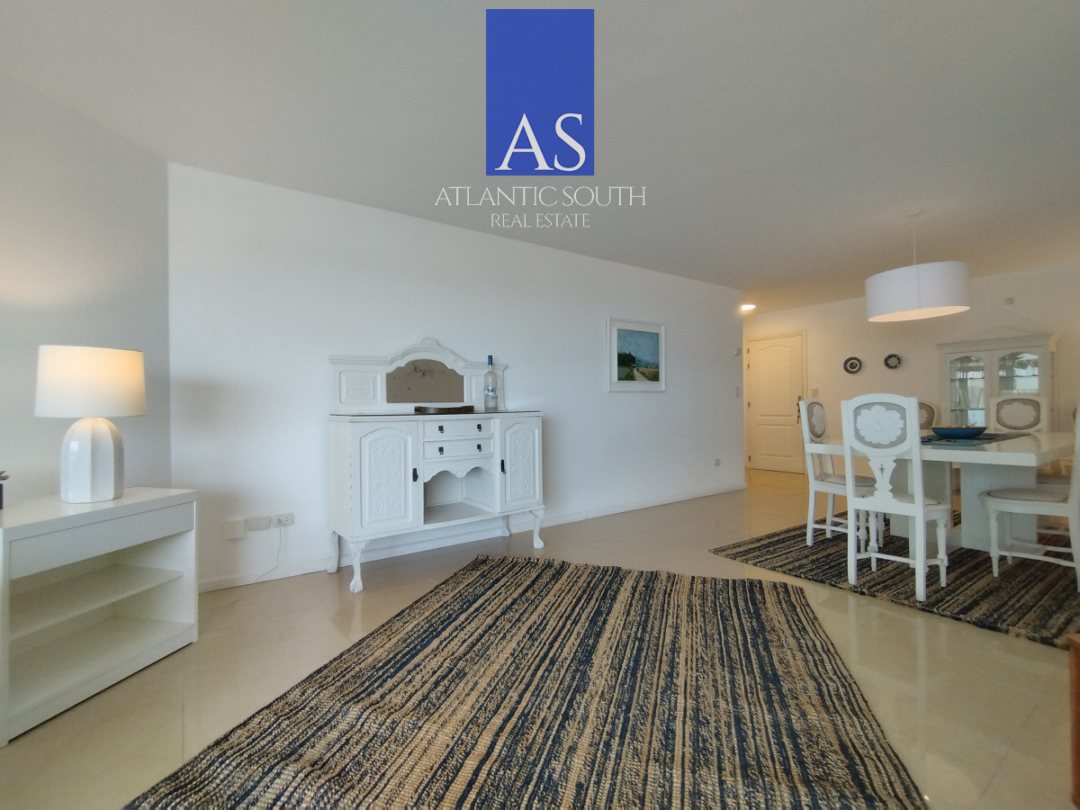 Apartamento ID.3109 - Apartamento moderno de 3 dormitorios cerca del mar Playa Mansa Punta del Este