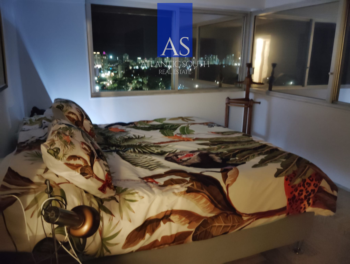 Apartamento ID.4072 - Apartamento de 3 dormitorios y servicio en venta en Punta del Este