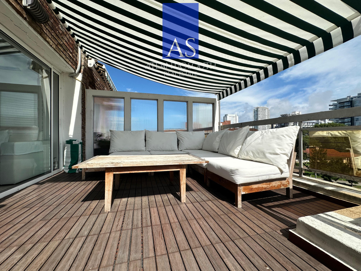 Apartamento ID.4785 - Apartamento 1 dormitorio terraza cochera bajos gastos Punta del Este