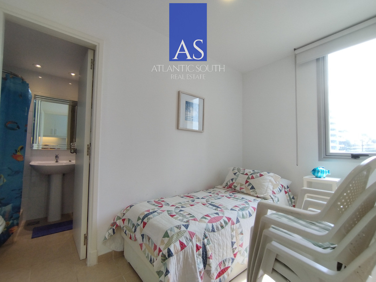 Apartamento ID.3109 - Apartamento moderno de 3 dormitorios cerca del mar Playa Mansa Punta del Este