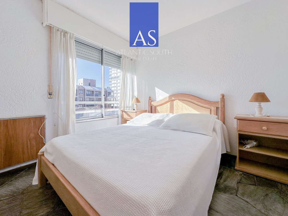 Apartamento ID.4020 - Penthouse en venta en Peninsula, 3 dormitorios, 3 baños, garaje