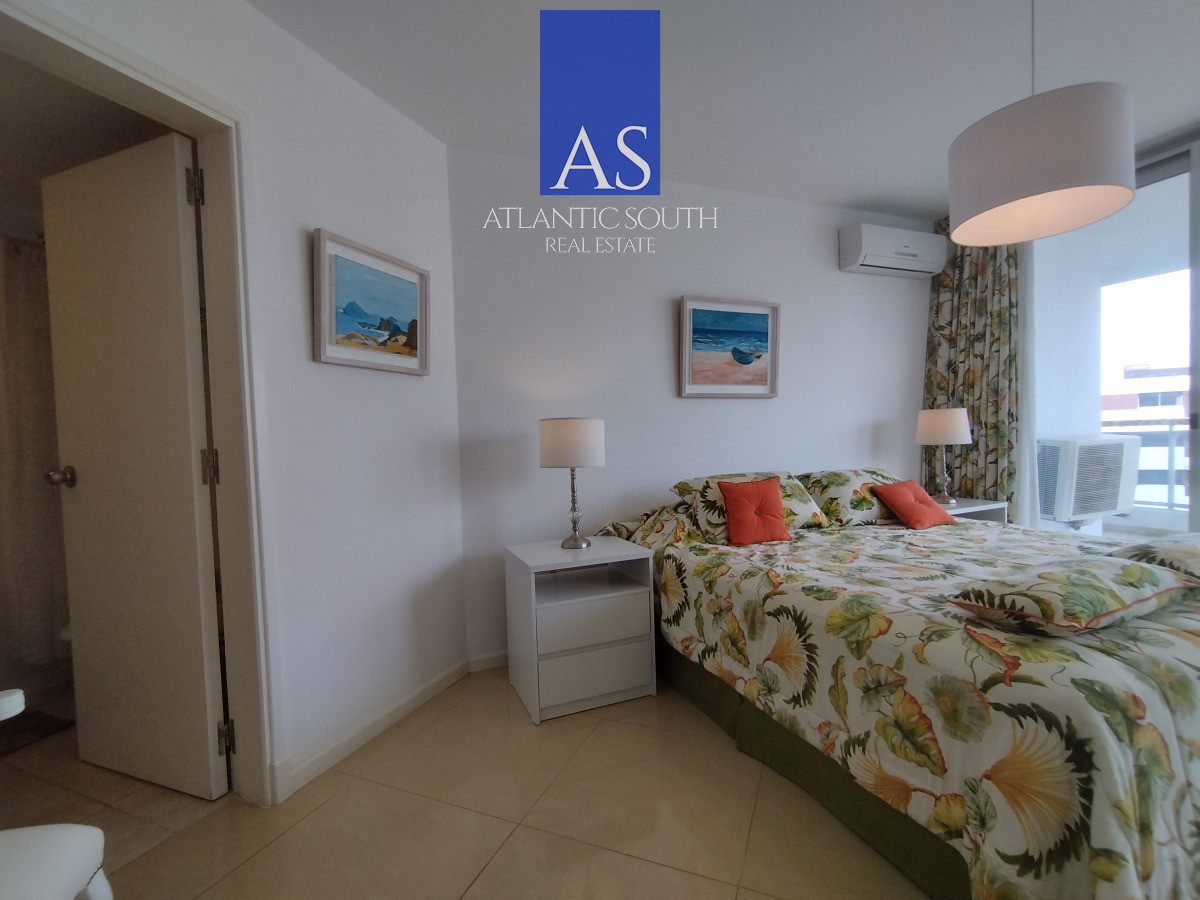 Apartamento ID.3109 - Apartamento moderno de 3 dormitorios cerca del mar Playa Mansa Punta del Este