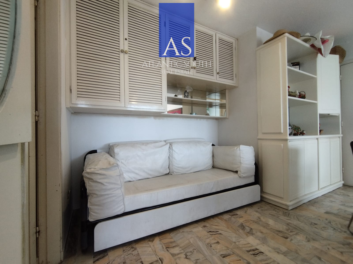 Apartamento ID.4170 - Apartamento en primera linea 1 dormitorio y medio vista al mar Playa Mansa