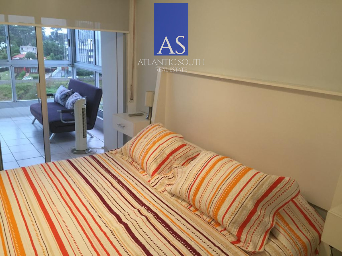 Apartamento ID.3108 - Apartamento 2 dormitorios en venta en Playa MAnsa frente al mar Punta del Este