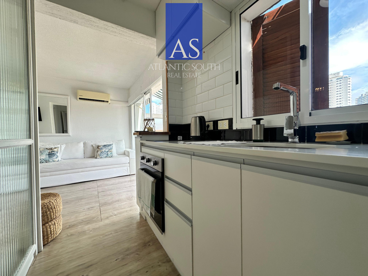 Apartamento ID.4785 - Apartamento 1 dormitorio terraza cochera bajos gastos Punta del Este