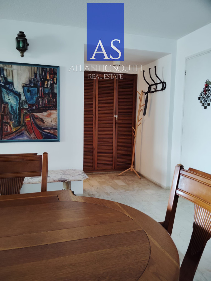 Apartamento ID.4072 - Apartamento de 3 dormitorios y servicio en venta en Punta del Este