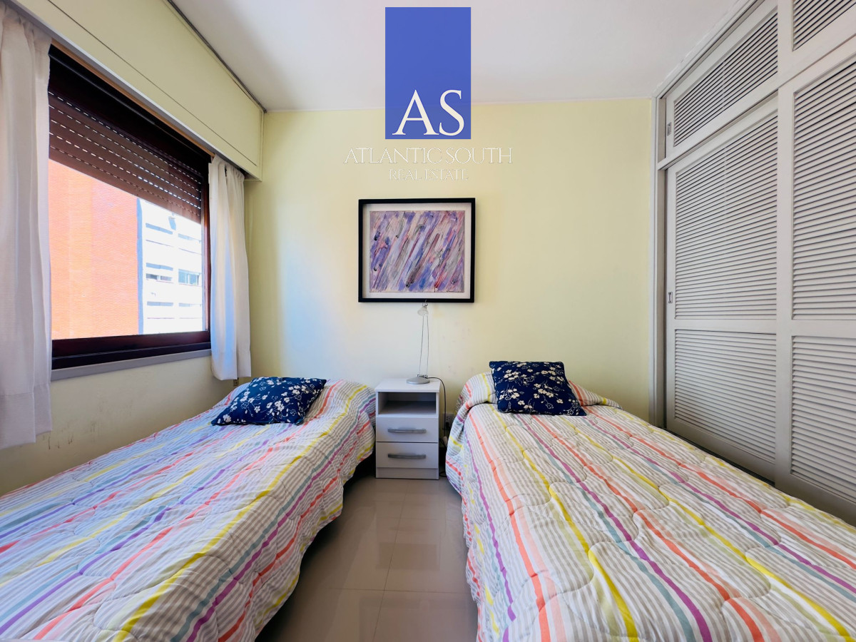 Apartamento ID.3390 - Apartamento de 2 dormitorios, reciclado, en venta, en Punta del Este