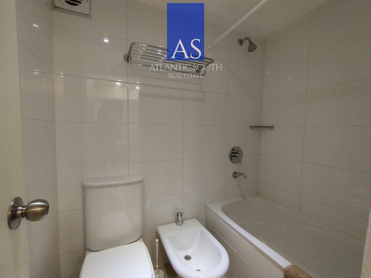 Apartamento ID.3109 - Apartamento moderno de 3 dormitorios cerca del mar Playa Mansa Punta del Este