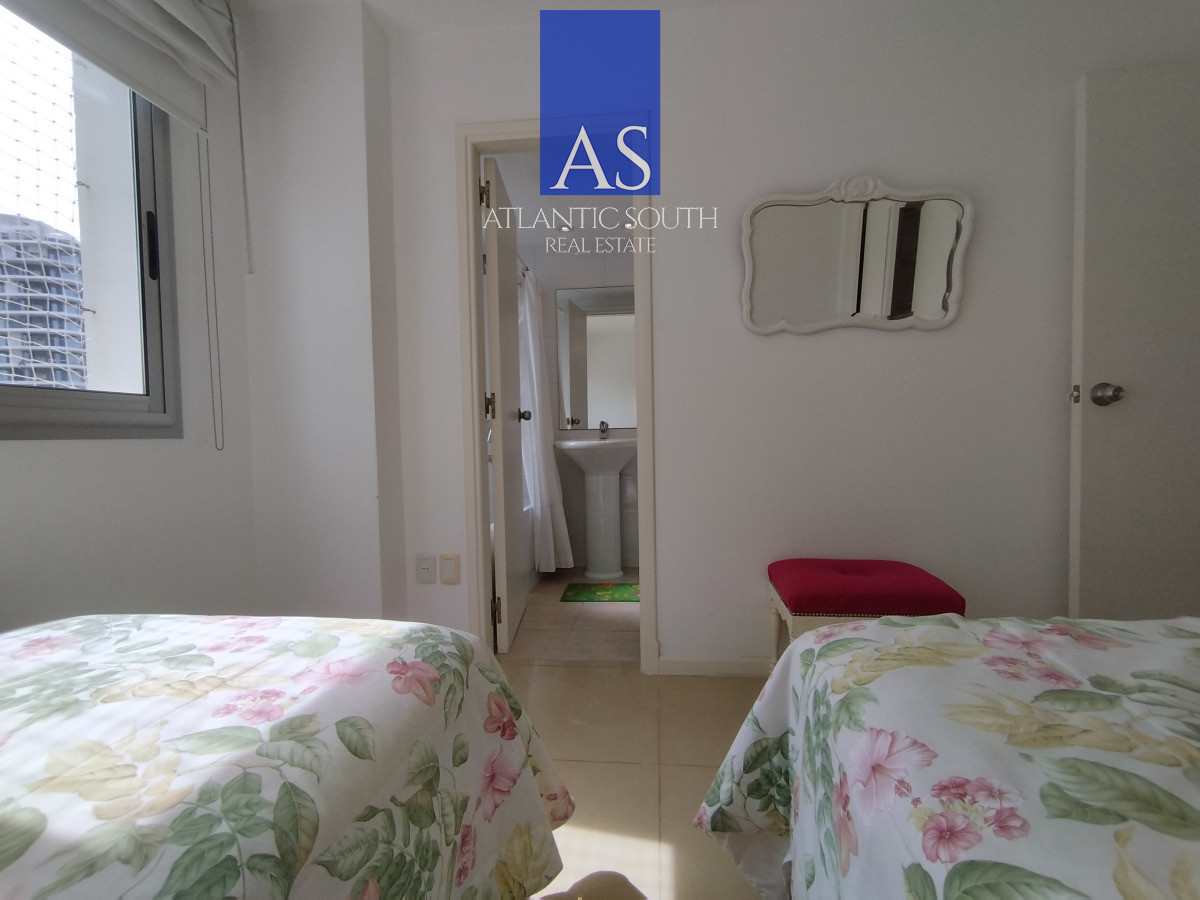 Apartamento ID.3109 - Apartamento moderno de 3 dormitorios cerca del mar Playa Mansa Punta del Este