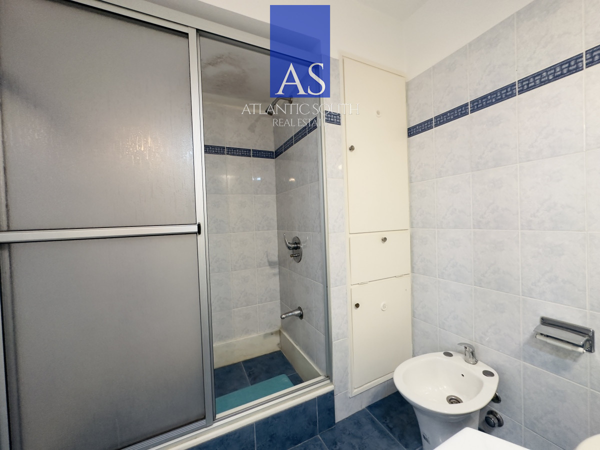 Apartamento ID.4104 - Apartamento en venta 2 dormitorios con vista y espacios amplios en Península Punta del Este