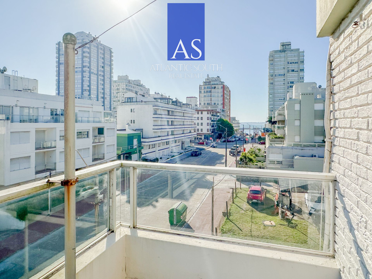Apartamento ID.4020 - Penthouse en venta en Peninsula, 3 dormitorios, 3 baños, garaje