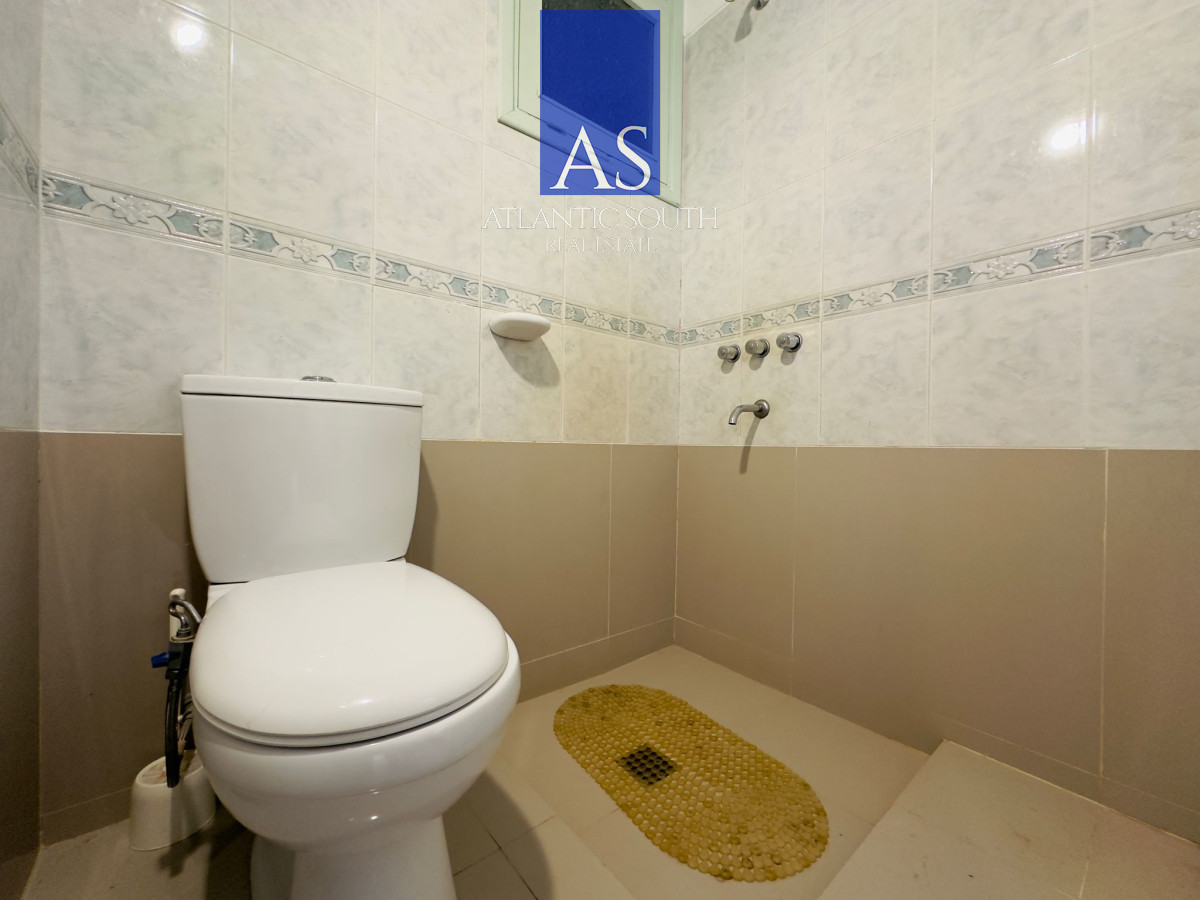 Apartamento ID.3390 - Apartamento de 2 dormitorios, reciclado, en venta, en Punta del Este