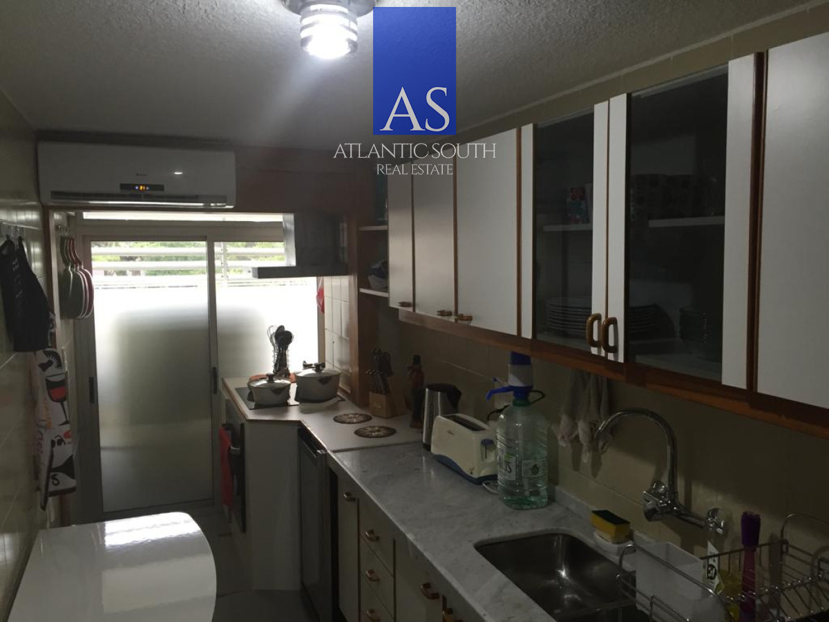 Apartamento ID.3108 - Apartamento 2 dormitorios en venta en Playa MAnsa frente al mar Punta del Este