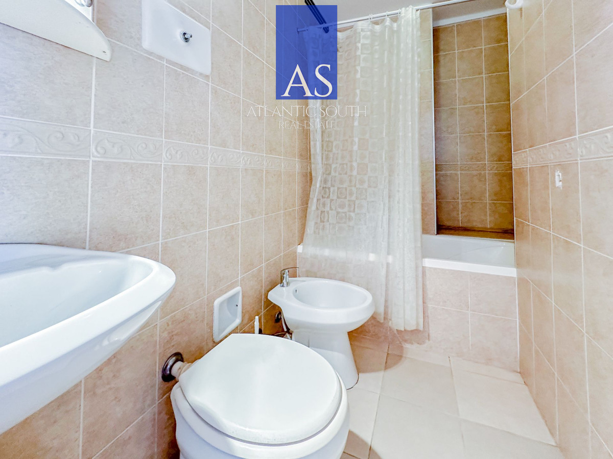 Apartamento ID.4020 - Penthouse en venta en Peninsula, 3 dormitorios, 3 baños, garaje