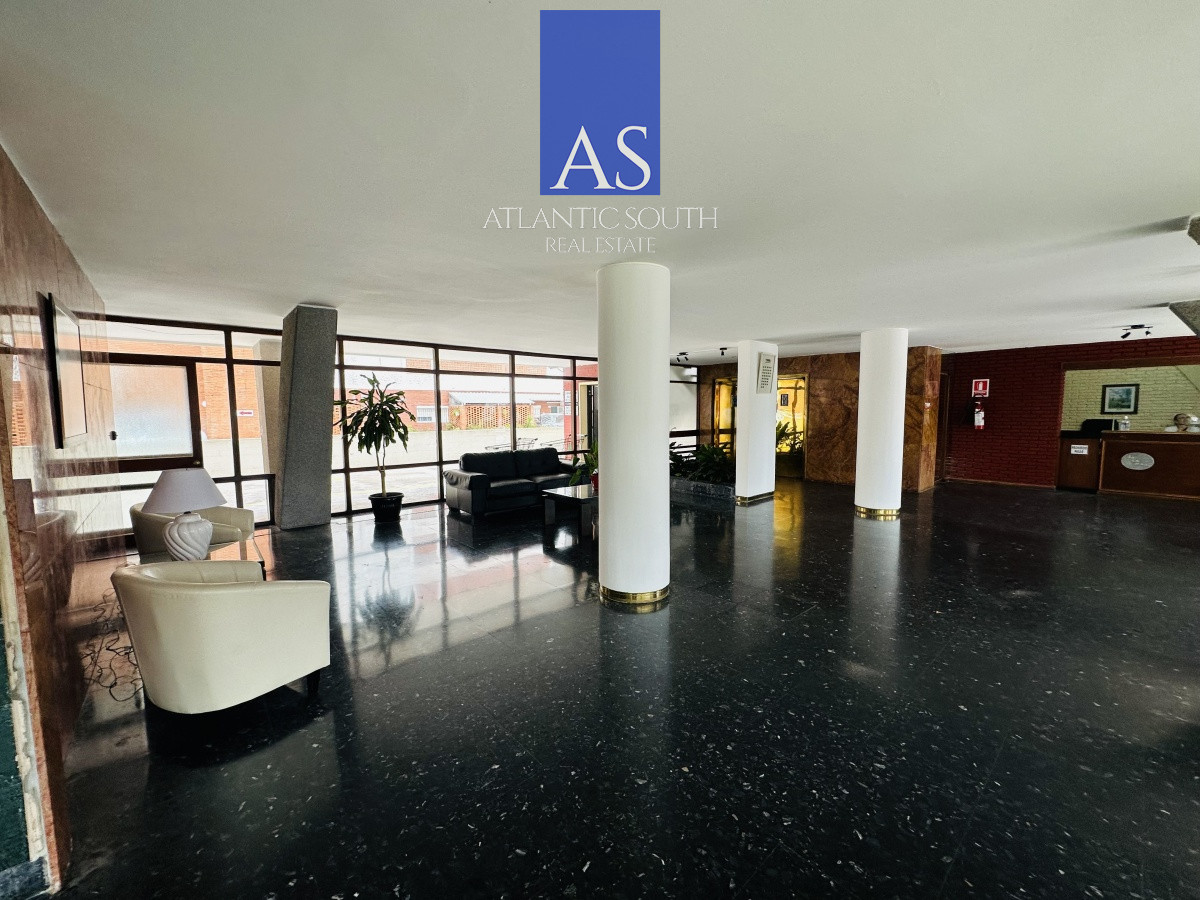Apartamento ID.3390 - Apartamento de 2 dormitorios, reciclado, en venta, en Punta del Este