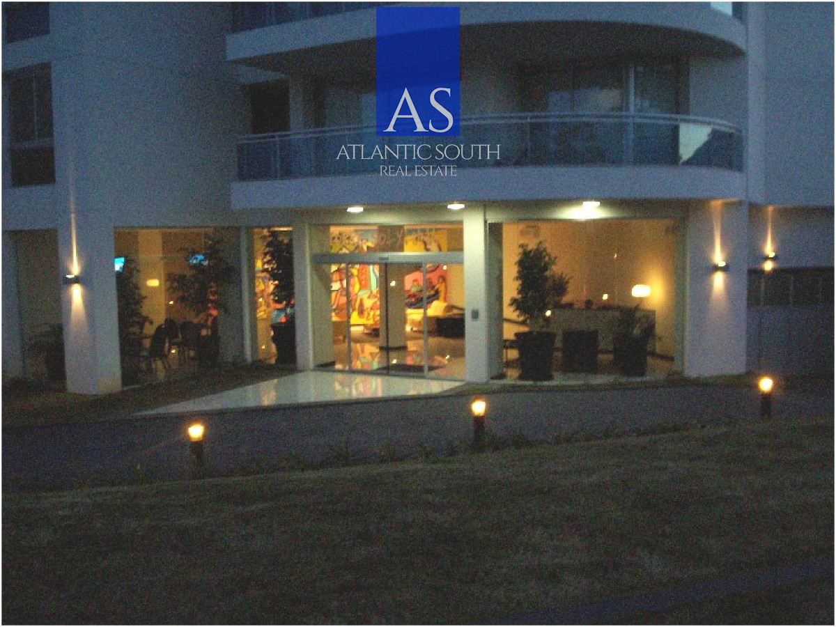 Apartamento ID.3109 - Apartamento moderno de 3 dormitorios cerca del mar Playa Mansa Punta del Este