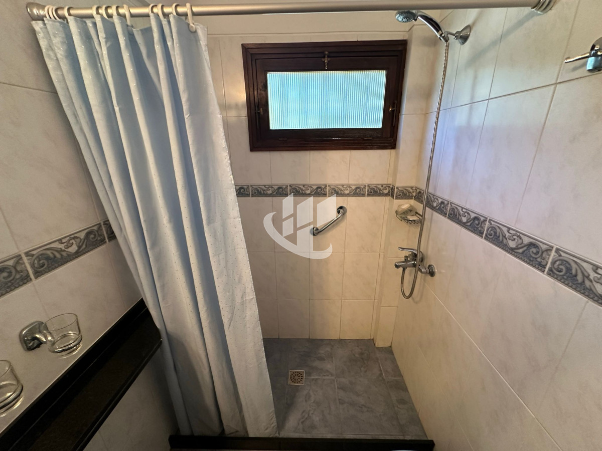 Casa ID.2882 - Alquiler de Temporada en Punta del este.